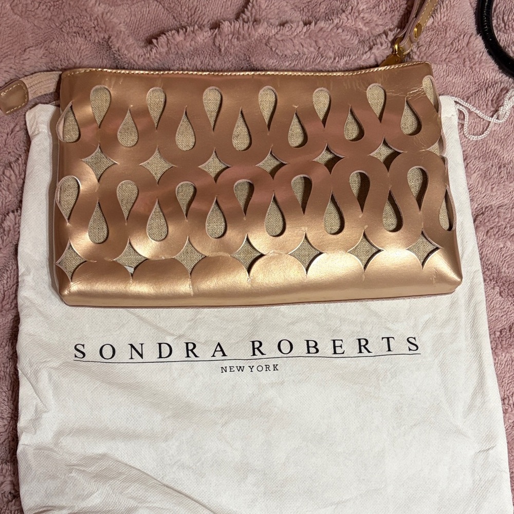 Sondra Roberts Metallic Pink Cutout Clutch - Picture 2 of 6
